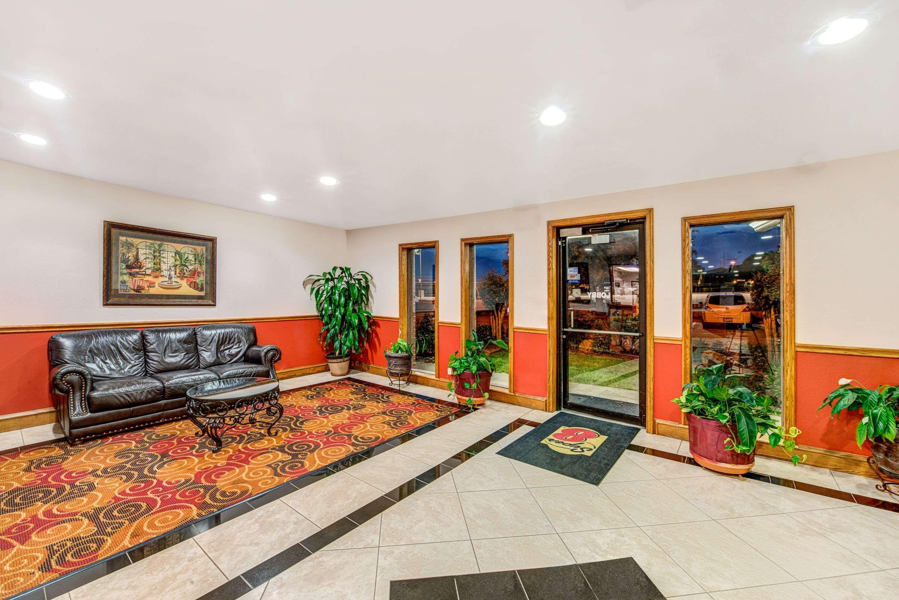 Super 8 By Wyndham Mckinney/Plano Area מראה חיצוני תמונה